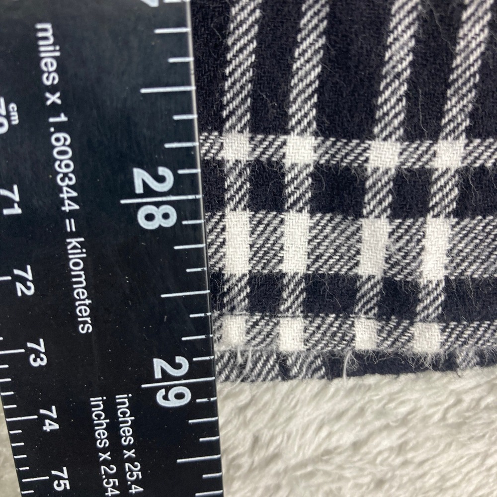 GAP Women's Black White Plaid Long Sleeve Button Up Flannel Shirt Size Large‎ - Picture 6 of 9